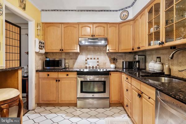 Ardmore, PA 19003,222 E MONTGOMERY AVE #103