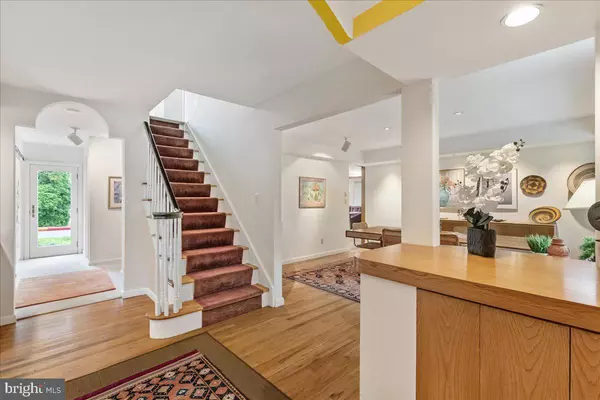 Princeton, NJ 08540,81 WOODSIDE LN