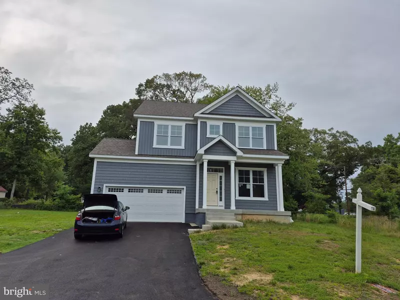 7902 CHESIRE LN, Pasadena, MD 21122