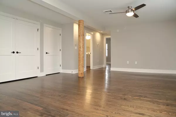 Quarryville, PA 17566,2 S LIME ST #6