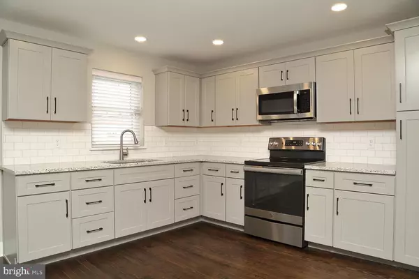 Quarryville, PA 17566,2 S LIME ST #6