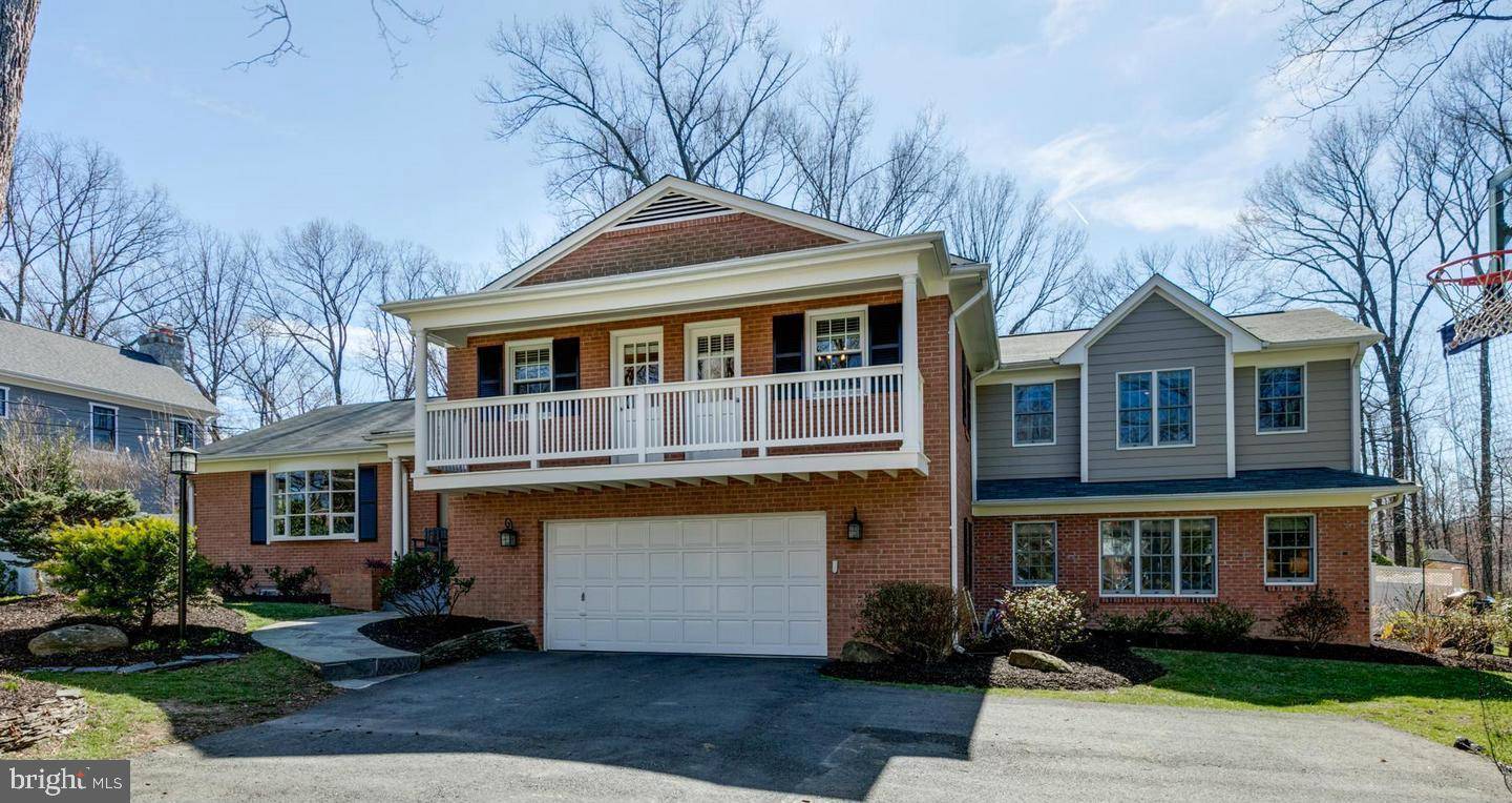 8633 JANET LN, Vienna, VA 22180
