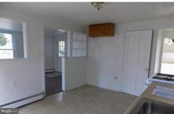 Beverly, NJ 08010,50 PINE ST