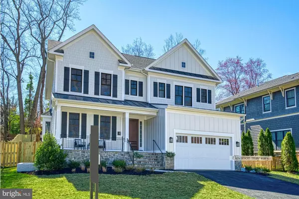 2221 ORCHID DR, Falls Church, VA 22046