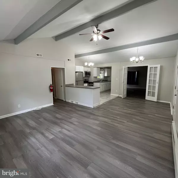 14 AKWAALA TRL, Browns Mills, NJ 08015