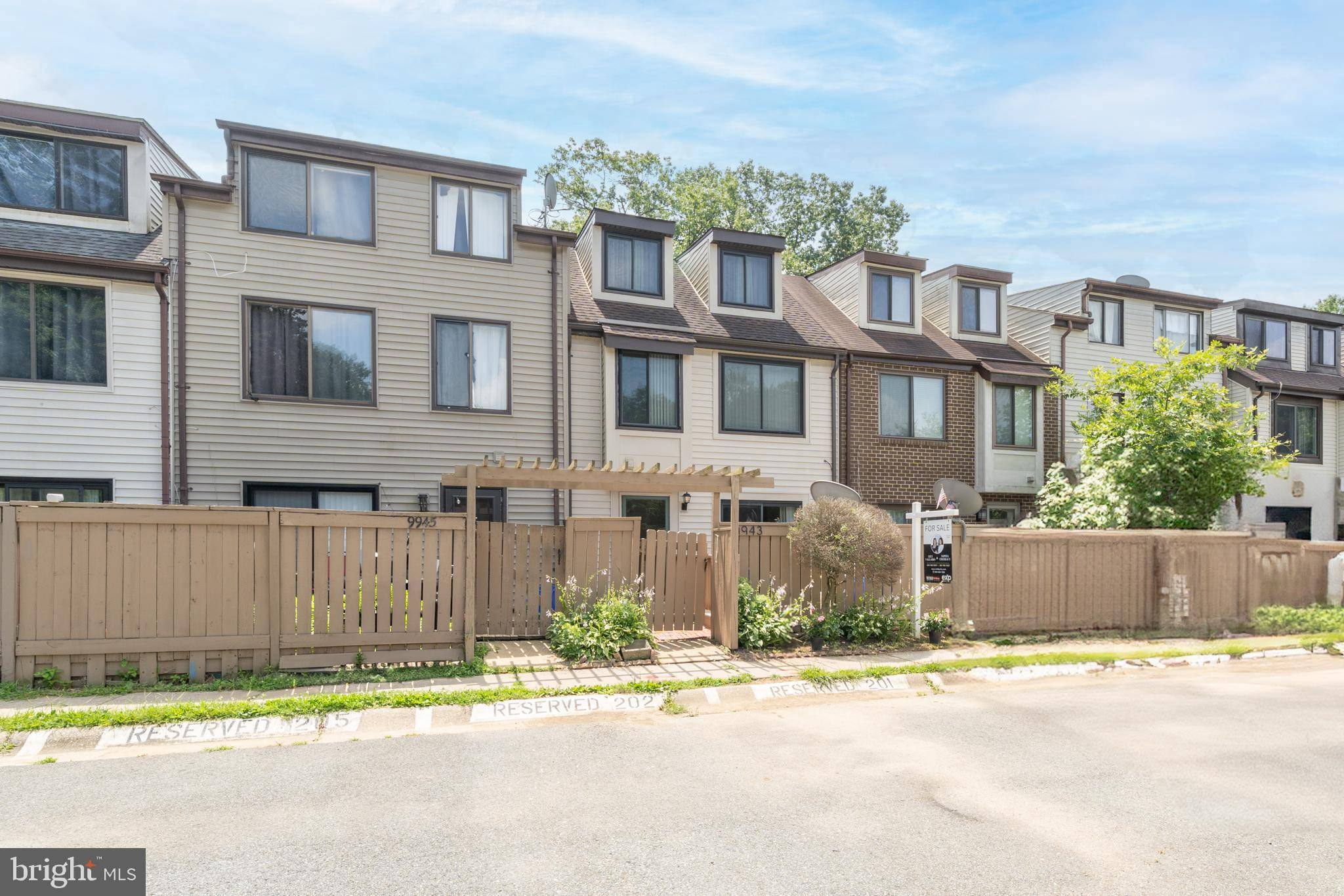 9943 FOREST VIEW PL, Gaithersburg, MD 20886