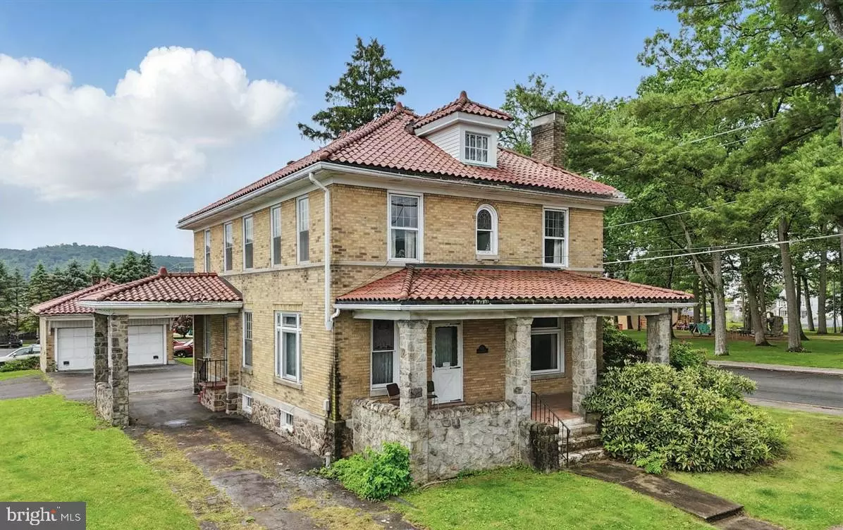 Lehighton, PA 18235,639 IRON ST