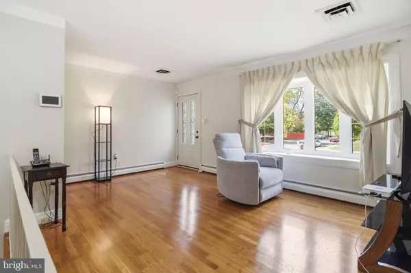 Woodbridge, VA 22191,2205 CULPEPER DR