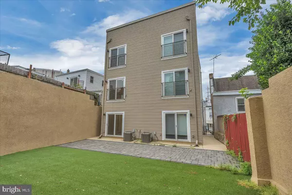 Philadelphia, PA 19127,144 LEVERING ST