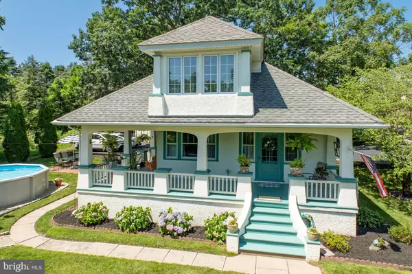 913 GRAVEL PIKE, Schwenksville, PA 19473