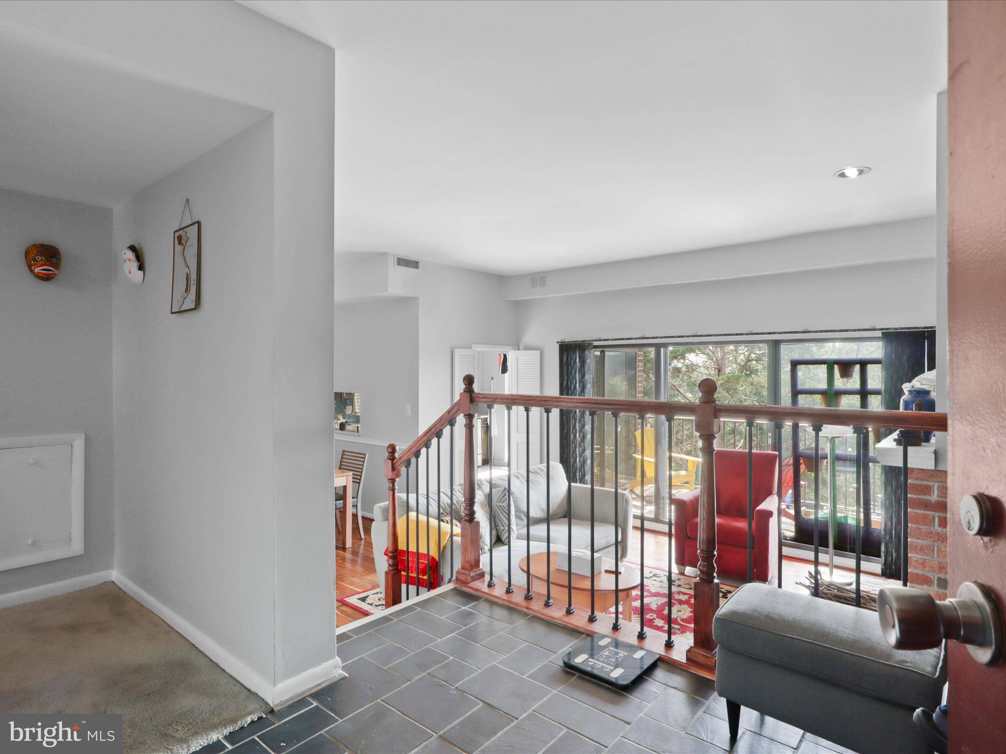 Alexandria, VA 22314,120 ROBERTS LN #400