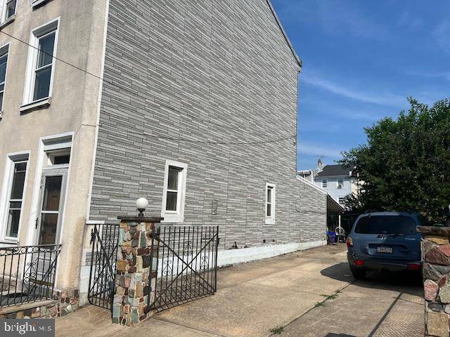 Philadelphia, PA 19127,164-66 EAST ST