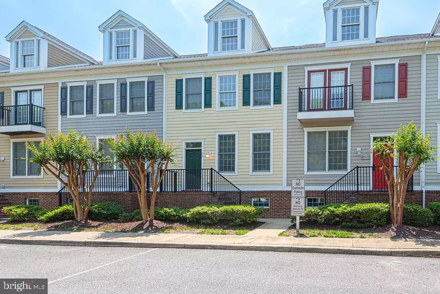 16 VILLAGE GREEN DR, Ocean View, DE 19970