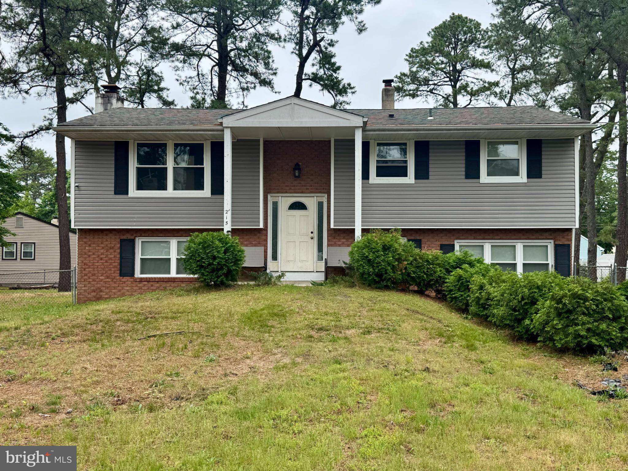 215 SEMINOLE TRL, Browns Mills, NJ 08015