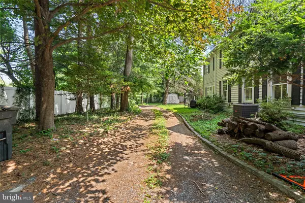 Potomac, MD 20854,13321 TRAVILAH RD