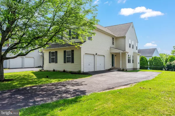 272 PARK AVE, Harleysville, PA 19438