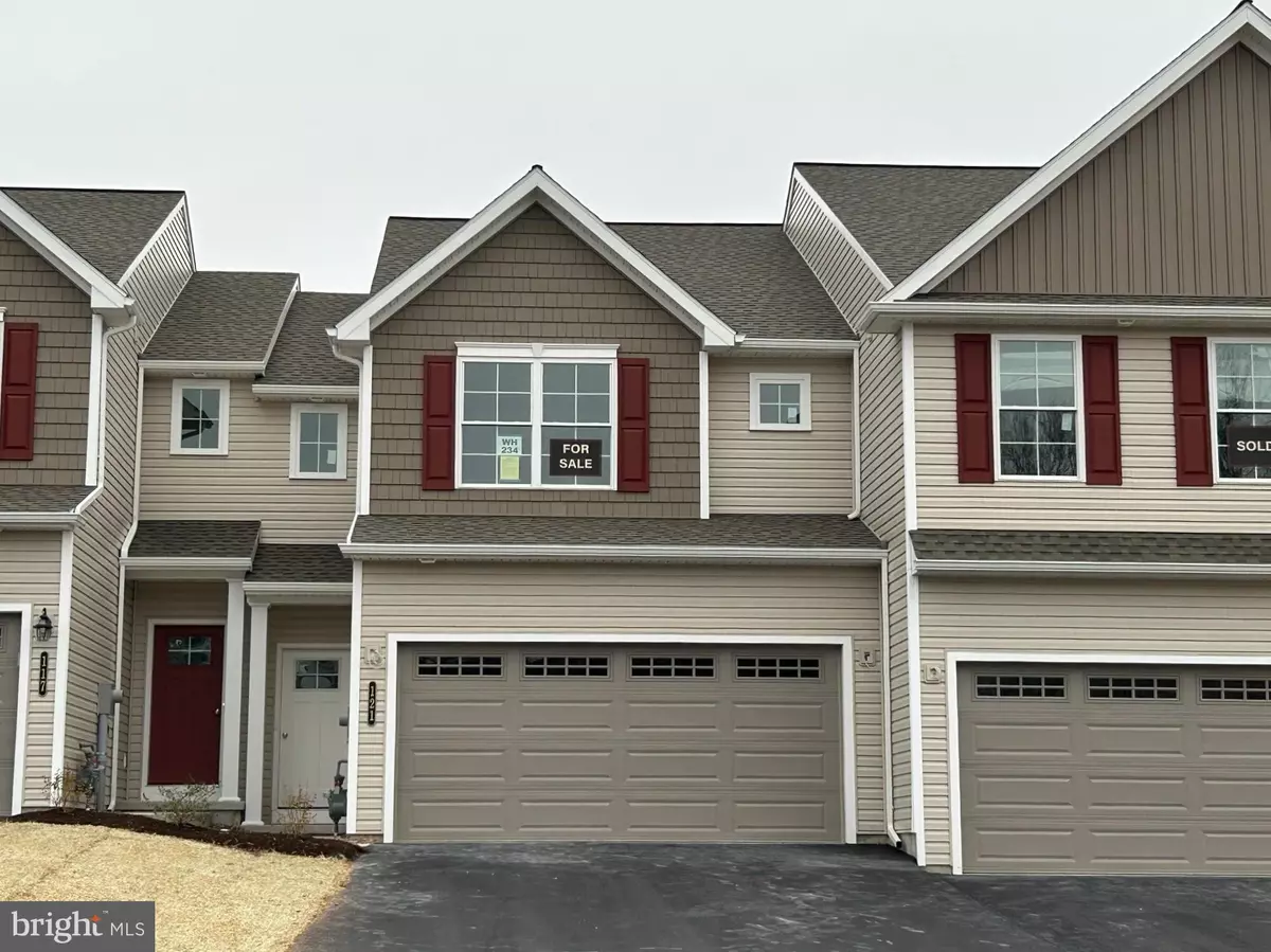 Middletown, PA 17057,121 MAGNOLIA DR