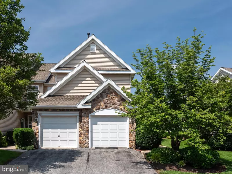 907 COUNTRY LN, Morgantown, PA 19543