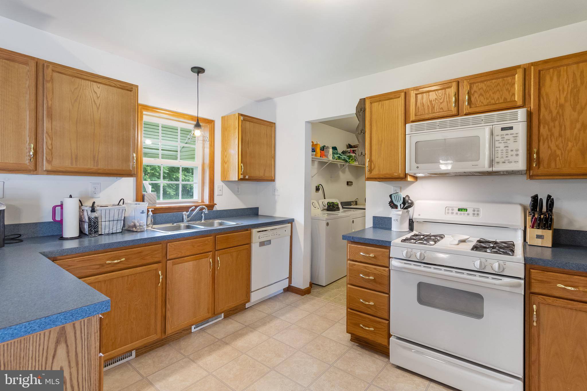 Harrington, DE 19952,403 HARRINGTON AVE