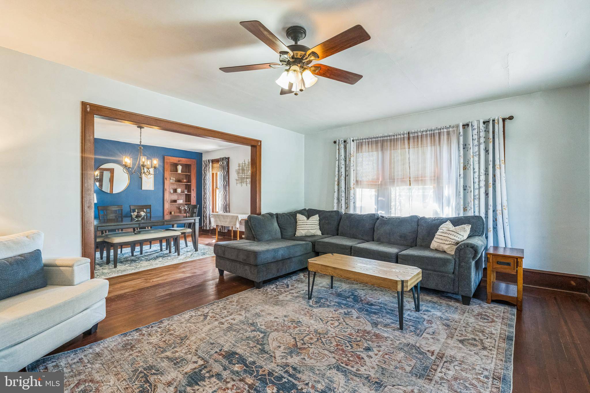 Pennsburg, PA 18073,548 MAIN ST