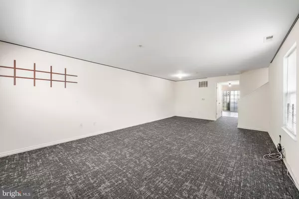 Trenton, NJ 08618,94 PASSAIC ST