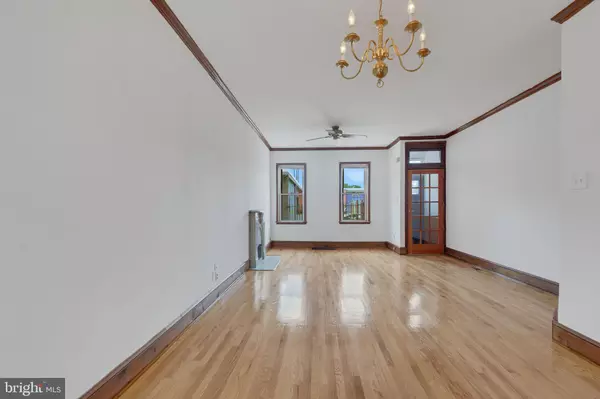 Philadelphia, PA 19130,809 CAMERON ST