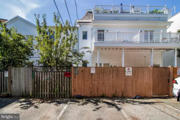 Washington, DC 20007,3241 N ST NW #1