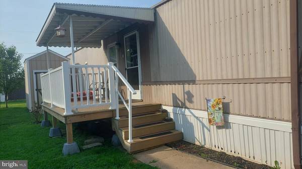 Spring City, PA 19475,836 BUTTONWOOD AVE