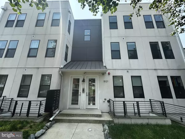 1821 I ST NE #3, Washington, DC 20002