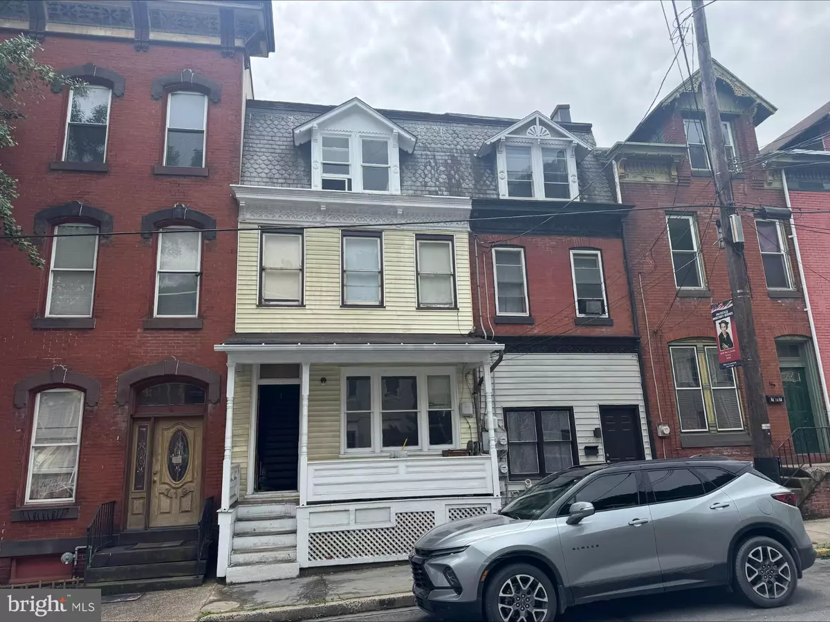 Pottsville, PA 17901,721 W MARKET ST