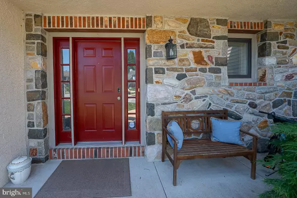 Aston, PA 19014,108 GRACE LN