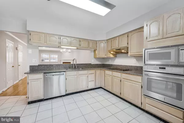 Arlington, VA 22206,3004 S GLEBE RD