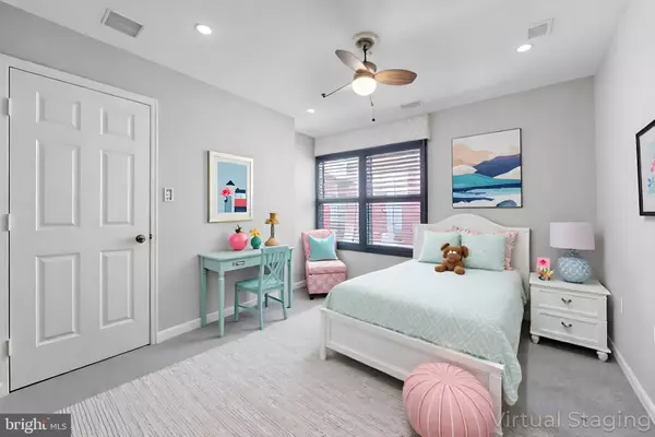 Arlington, VA 22206,3004 S GLEBE RD