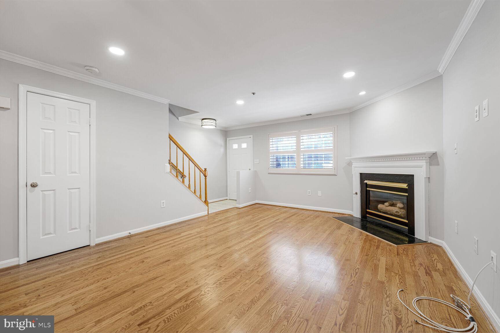 Arlington, VA 22206,3004 S GLEBE RD