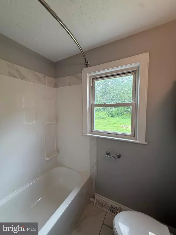 Fredericksburg, VA 22405,6 RANDOLPH RD