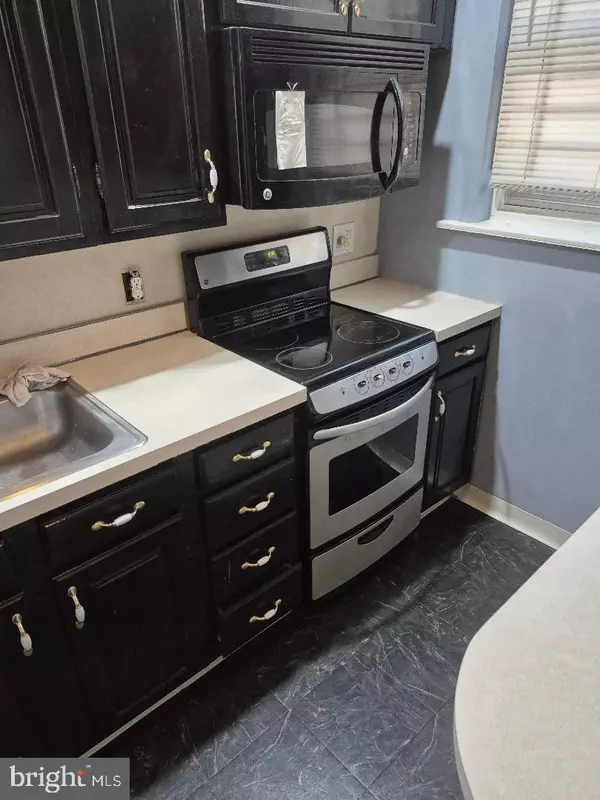 Philadelphia, PA 19145,2312 S BONSALL ST