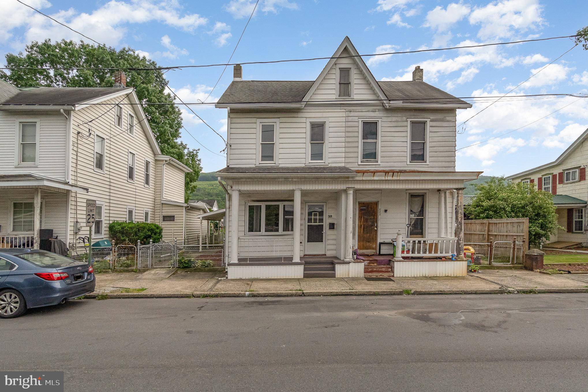 324 N 2ND ST, Lykens, PA 17048