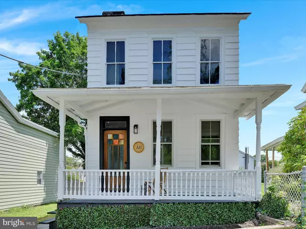 221 ORCHARD ST, Auburn, PA 17922