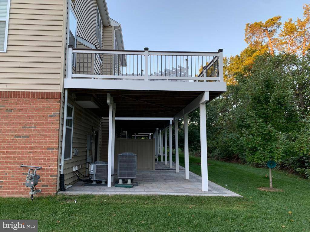 Ashburn, VA 20148,23375 LEWIS HUNT SQ