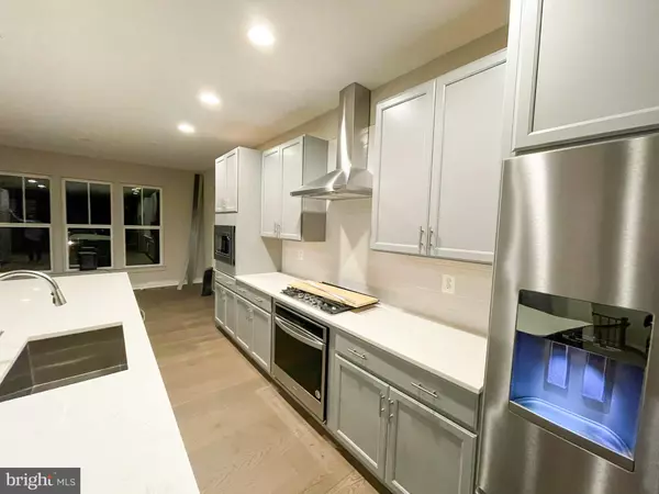 Brambleton, VA 20148,22950 CAMILLA SPRINGS SQ