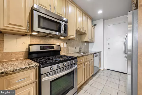 Rockville, MD 20852,10500 ROCKVILLE PIKE #1525