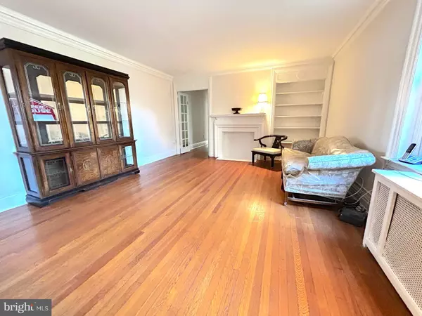 Philadelphia, PA 19143,4637 PINE ST #D410