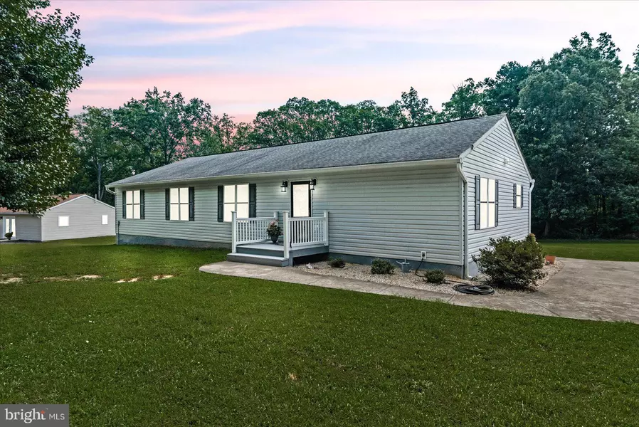 3313 FLAT RUN RD, Locust Grove, VA 22508