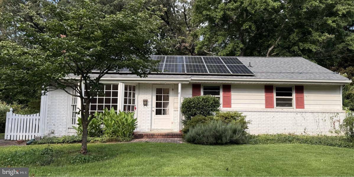 Severna Park, MD 21146,18 HATTON DR