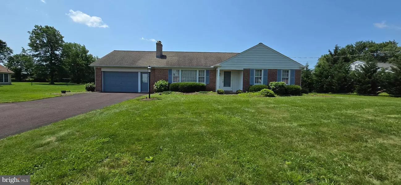 604 MORWOOD RD, Telford, PA 18969