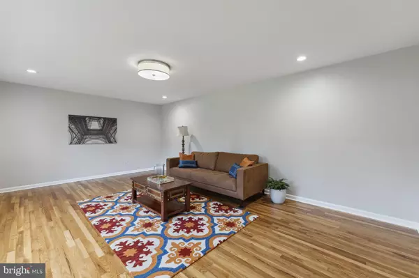 Princeton Junction, NJ 08550,12 STONELEA DR