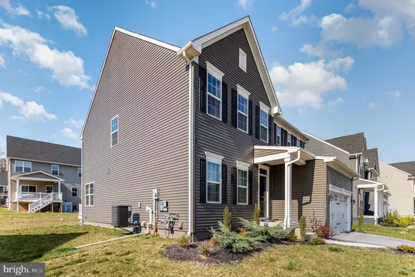 Mechanicsburg, PA 17050,124 COOPERS HAWK DR