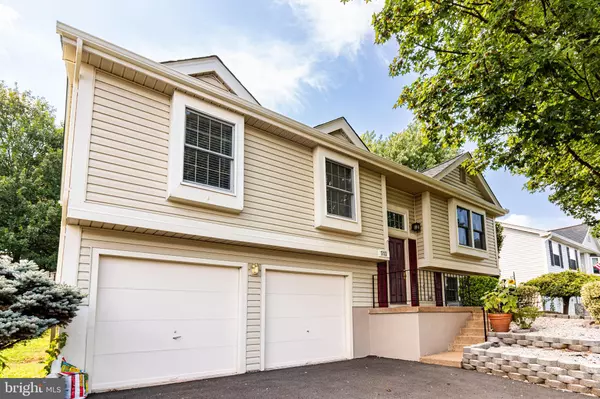 Sterling, VA 20164,313 SAMANTHA DR