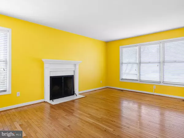 Newark, DE 19711,10 DONEGAL CT