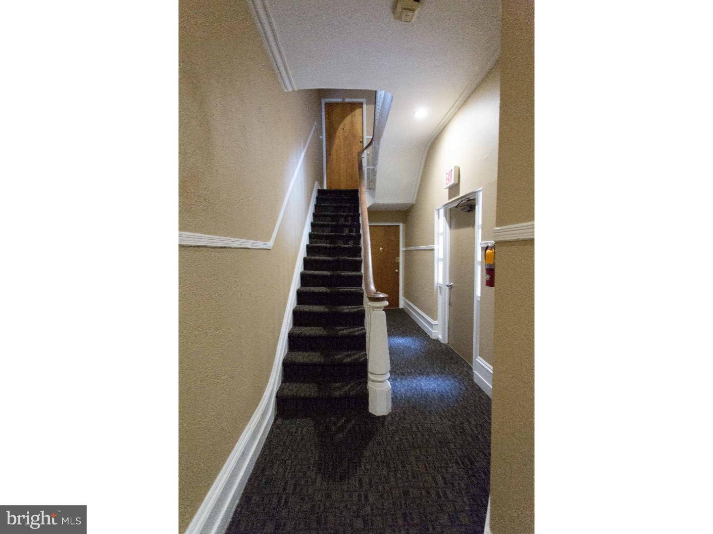 Philadelphia, PA 19106,721 SPRUCE ST #1B